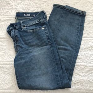 Gap True Skinny jeans